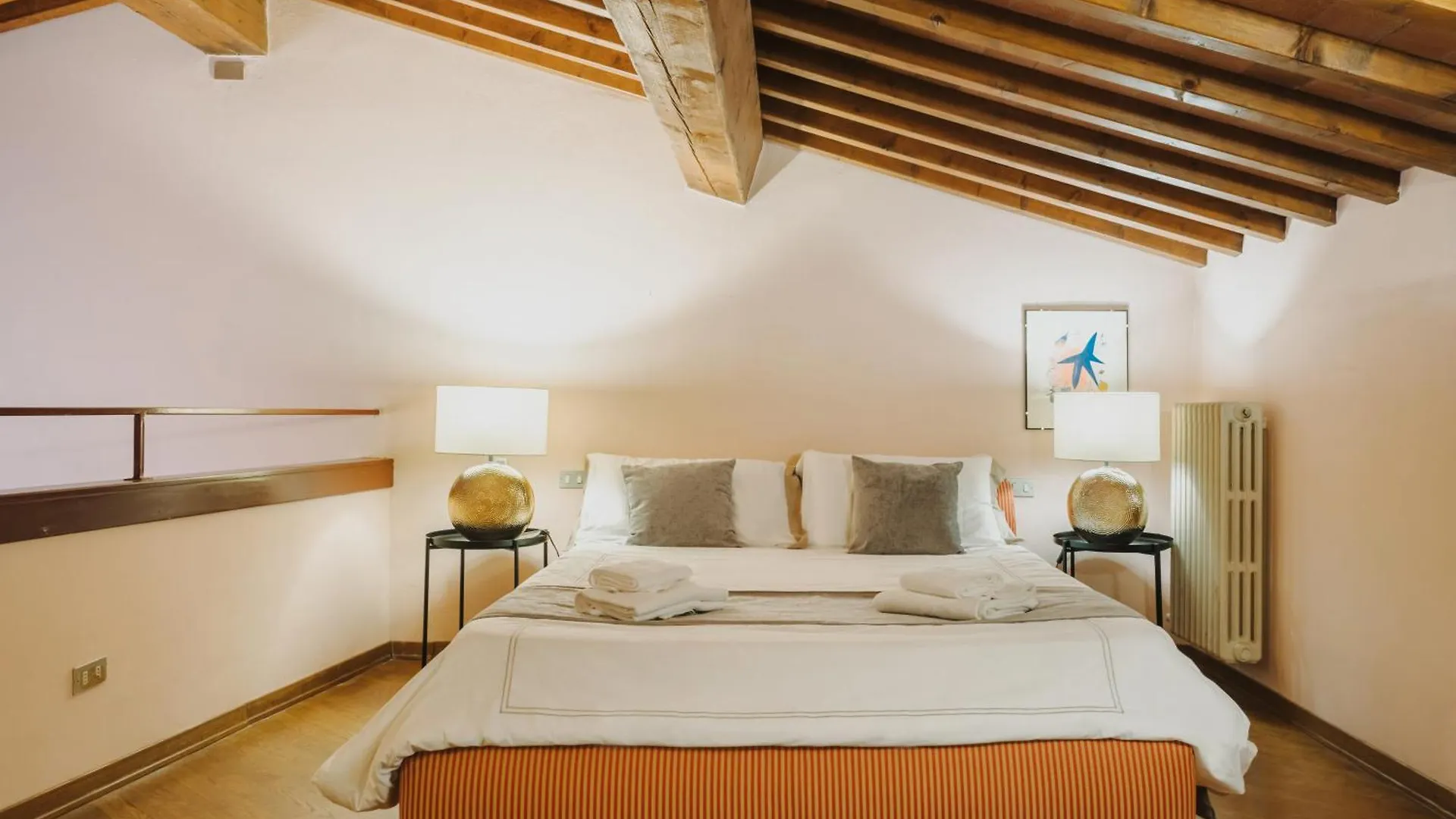 Apartments Florence - Villa La Medicea With Swimming Pool Montauto  0*, Montauto (Florence)
