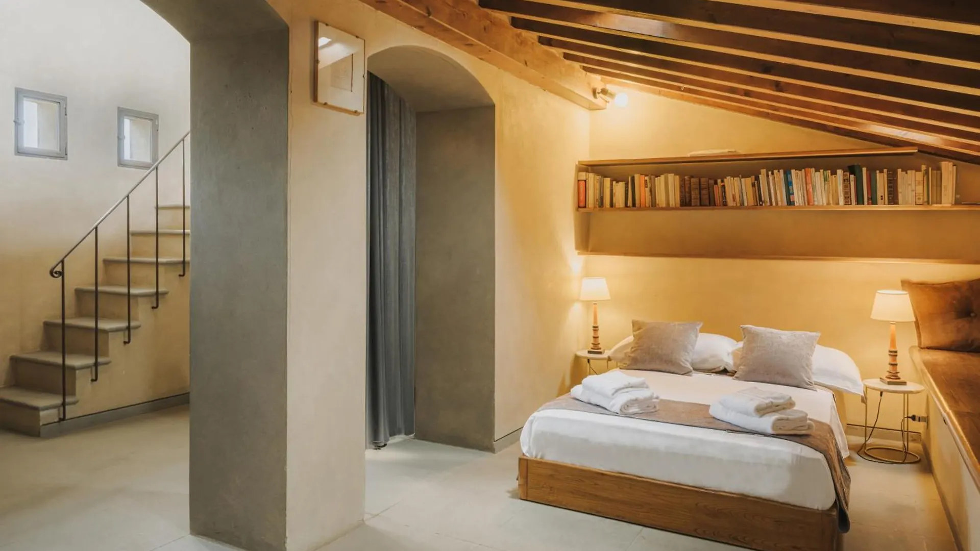 Apartments Florence - Villa La Medicea With Swimming Pool Montauto