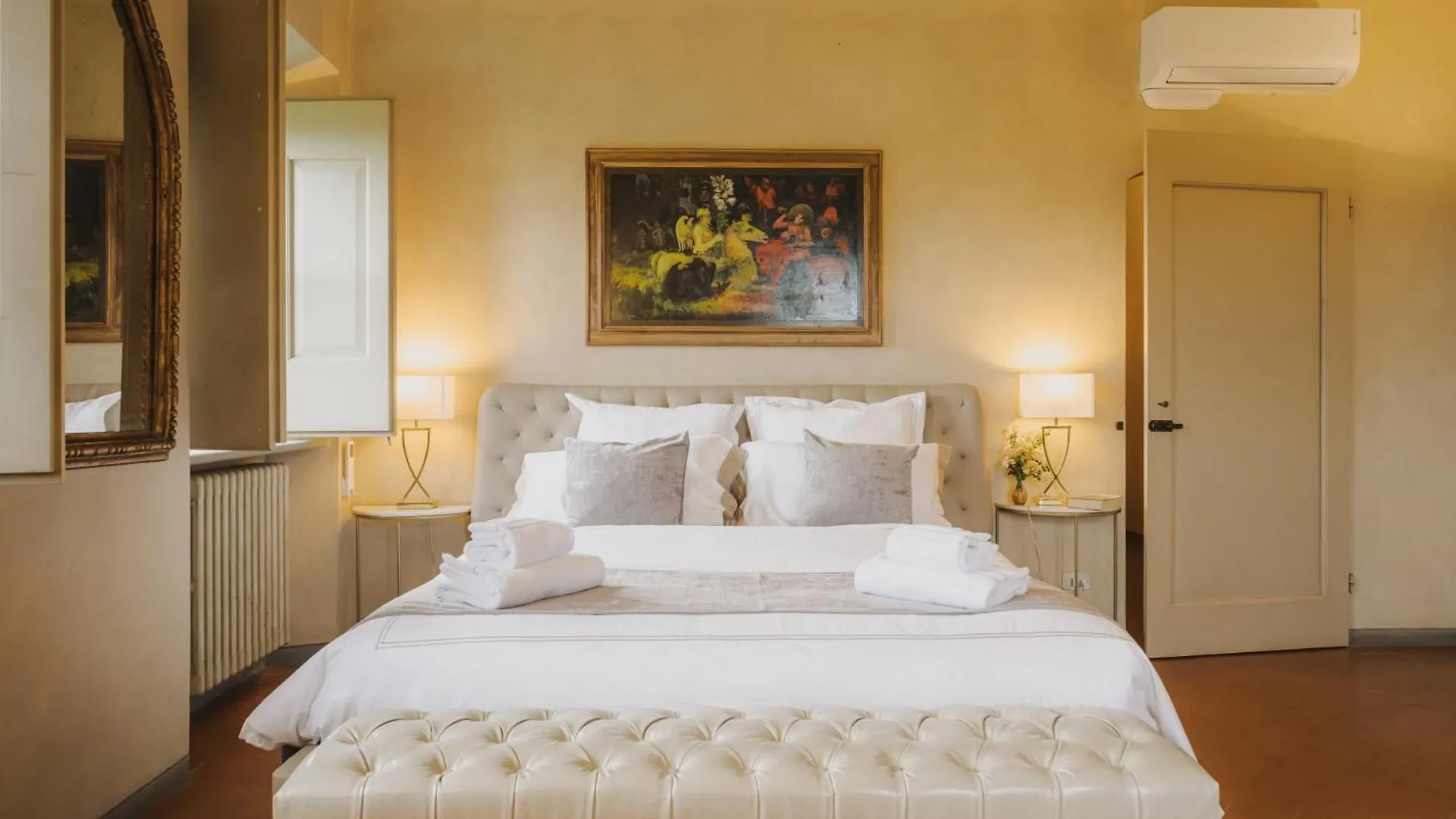 Apartments Florence - Villa La Medicea With Swimming Pool Montauto